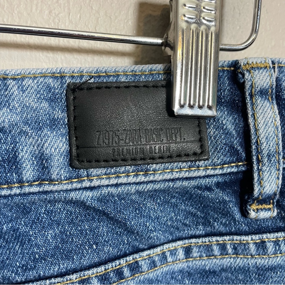 Zara basic denim sequin jeans cropped boyfriend f… - image 3